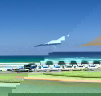 Breakers North - Absolute Beach Front Holiday Apartments - Accommodation in Brisbane