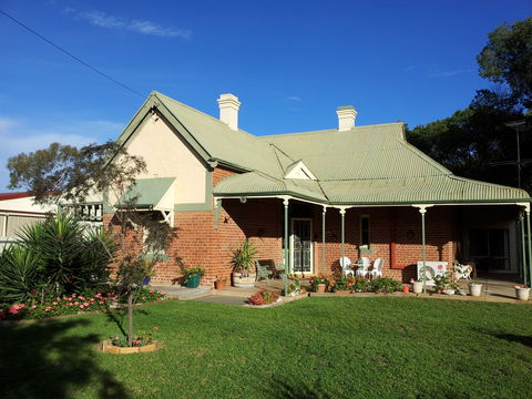 Charming Country Stop B And B - Accommodation in Brisbane 0