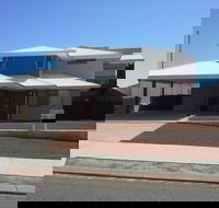 Cozzys Condo Luxury Beach House - Accommodation in Brisbane