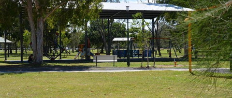 EconoLodge Beachside Motel - Accommodation in Brisbane 2