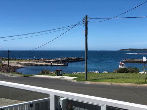 Escape At The Harbour - Accommodation in Brisbane 0
