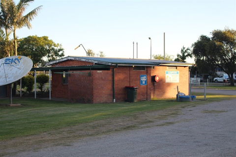 Grafton Greyhound Racing Club Caravan Park - Accommodation in Brisbane 0
