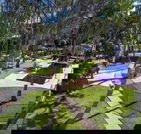 Island View Caravan Park - Accommodation in Brisbane