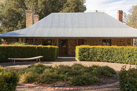 Jacob's Estate Cottage - Accommodation in Brisbane 1