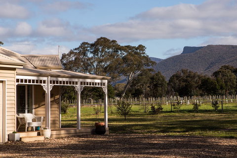 Lallibroch - Accommodation in Brisbane 0