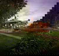 Longview Vineyard Accommodation - Accommodation in Brisbane