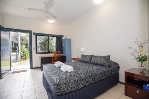 Palm Island Motel - Accommodation in Brisbane 1