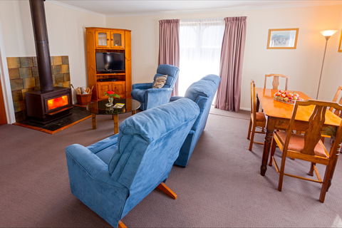 Pol And Pen Holiday Cottages - Accommodation in Brisbane 1