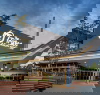 Quality Hotel Dickson - Accommodation in Brisbane