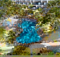 Ramada Resort by Wyndham Golden Beach - Accommodation in Brisbane