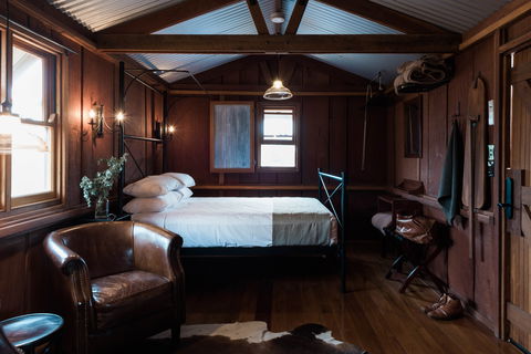 Saltbush Retreat - Accommodation in Brisbane 1
