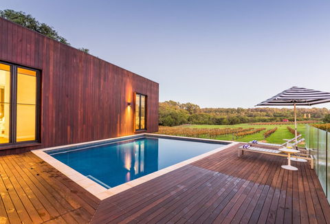 Sophies Vineyard - Accommodation in Brisbane 1
