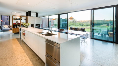 Sophies Vineyard - Accommodation in Brisbane 2