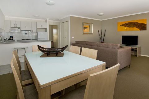 South Pacific Apartments - Accommodation in Brisbane 0