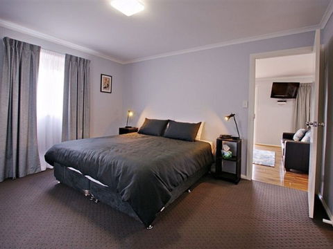 Starline Alpaca Farm Stay - Accommodation in Brisbane 0