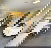 B and B at Orient Point - Accommodation in Brisbane