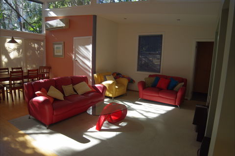 Bowery Beach House - Accommodation in Brisbane 0