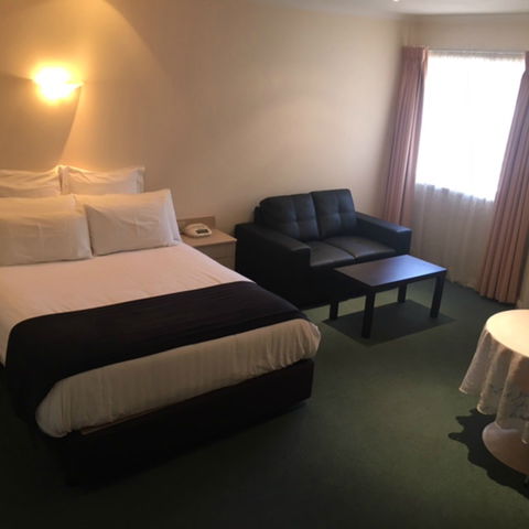 Charles Rasp Motor Inn - Accommodation in Brisbane 0