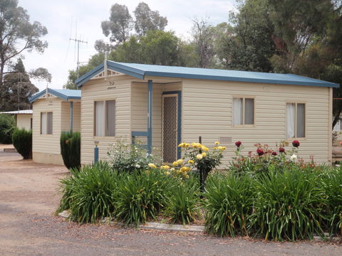 Cowra Holiday Park - Accommodation in Brisbane 0
