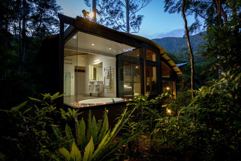 Crystal Creek Rainforest Retreat - Accommodation in Brisbane 0