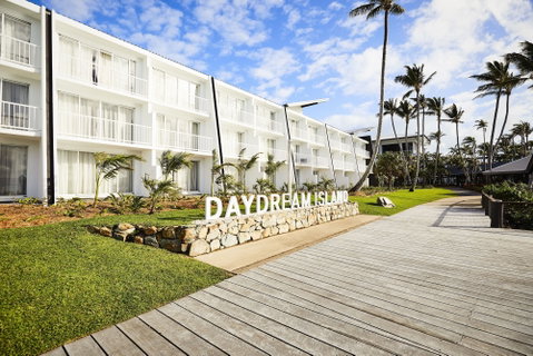 Daydream Island Resort And Living Reef - Accommodation in Brisbane 2