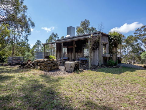 Heimat Chalets - Accommodation in Brisbane 1