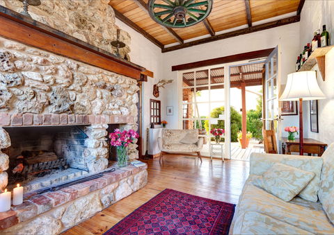 Honeysuckle Rise Country Accommodation - Accommodation in Brisbane 1