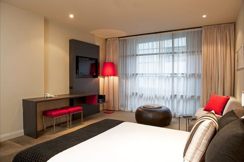 Mantra Hindmarsh Square - Accommodation in Brisbane 1
