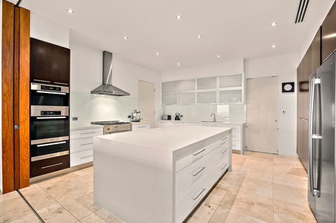 Mont Sapphire Luxury Retreat - Accommodation in Brisbane 2