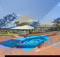 Princess Palm on the Beach - Accommodation in Brisbane