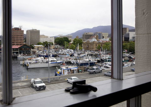 Sullivans Cove Apartments - Harbourside - Accommodation in Brisbane 1