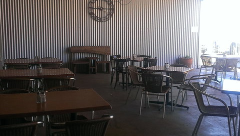 The Port Of Bourke Hotel - Accommodation in Brisbane 2