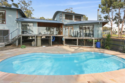 Tura Tree House - Accommodation in Brisbane 1