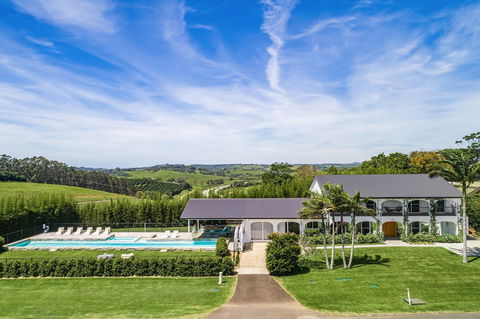 Villa St Helena - Accommodation in Brisbane 2