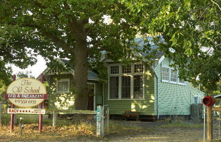 Fernbank VIC Accommodation in Brisbane