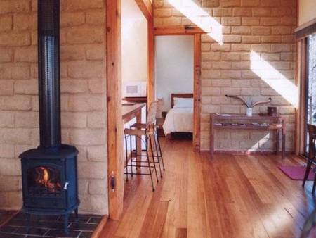 Lyrebird Cottages - Accommodation in Brisbane 4
