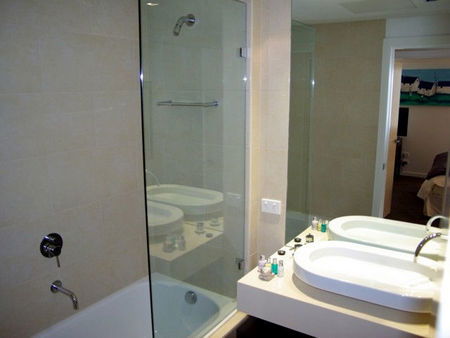 Boutique Stays - Lalique - Accommodation in Brisbane 3