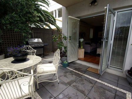 Boutique Stays - Beachside Point - Accommodation in Brisbane 0