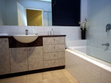 Boutique Stays - Beachside Point - Accommodation in Brisbane 3