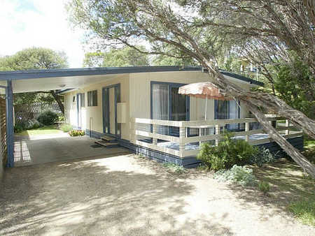 Beachwalk Cottage - Accommodation in Brisbane 4