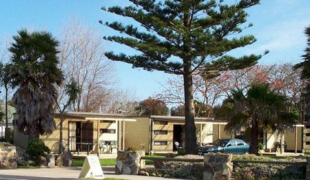 Lakes Ponderosa Holiday Park And Cabins - Accommodation in Brisbane 1