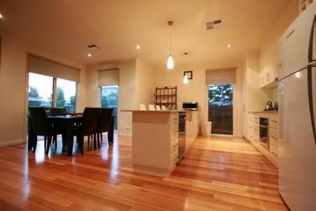 Boutique Stays - Waters Edge - Accommodation in Brisbane 2