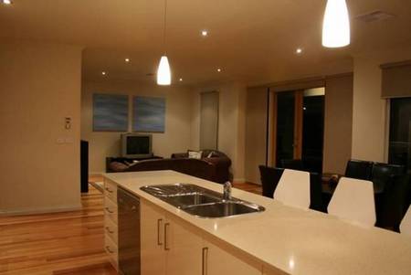 Boutique Stays - Waters Edge - Accommodation in Brisbane 4