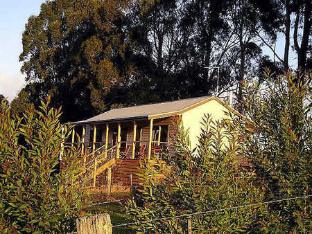 Birchwood Retreat Country Cottages - Accommodation in Brisbane 0