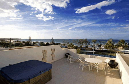 Paradiso Resort - Accommodation in Brisbane 2
