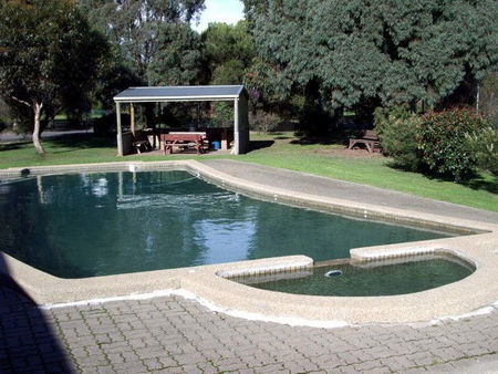 Tandara Caravan Park - Accommodation in Brisbane 2