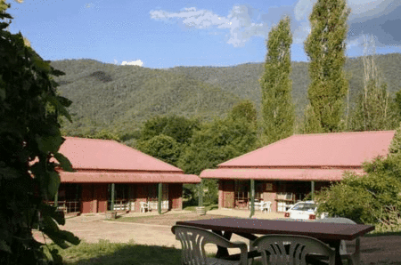 The Snowline Hotel - Accommodation in Brisbane 0