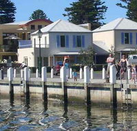 Dockside Waterfront Indulgence - Accommodation in Brisbane
