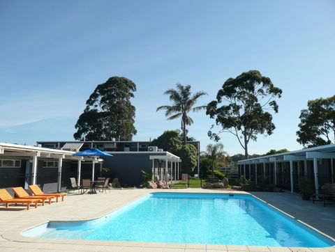 Mallacoota Hotel Motel - Accommodation in Brisbane 5