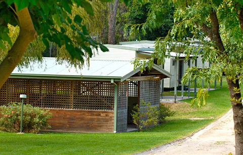 A Wangralea Caravan Park - Accommodation in Brisbane 2